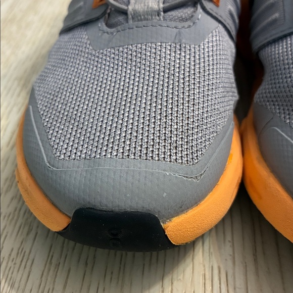 Little Kids OnCloud On Cloudswift Running Sneaker Shoes (Grey/Orange) - Picture 3 of 11